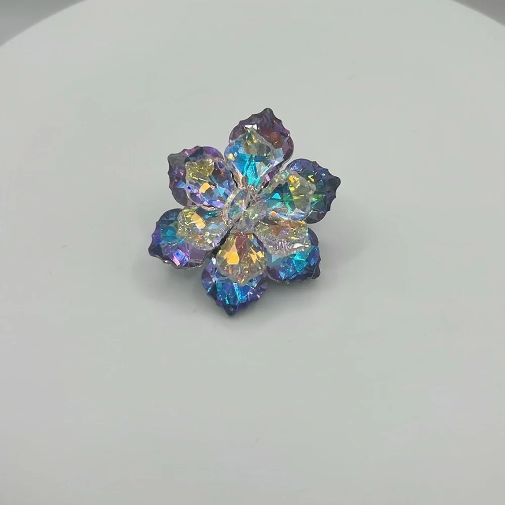 847. Iridescent Flower Crystal Brooch
